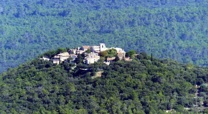 Photo of Cotton and Creme