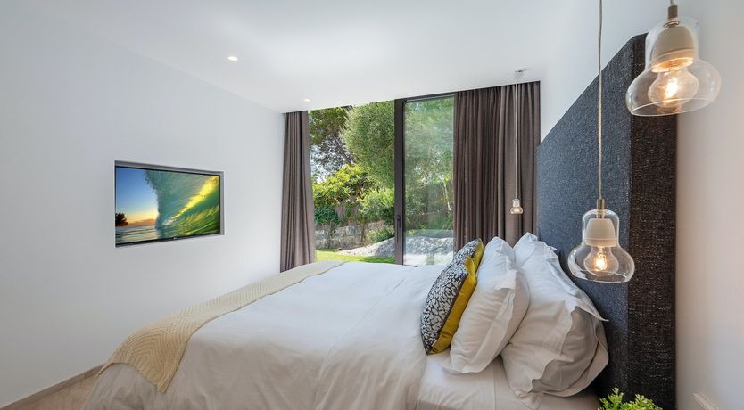 Photo of Midnight Glow