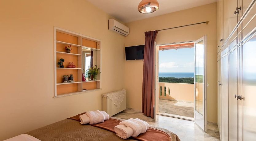 Photo of Lapis on Lapis