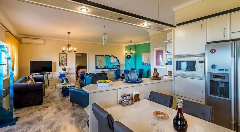 Photo of Lapis on Lapis