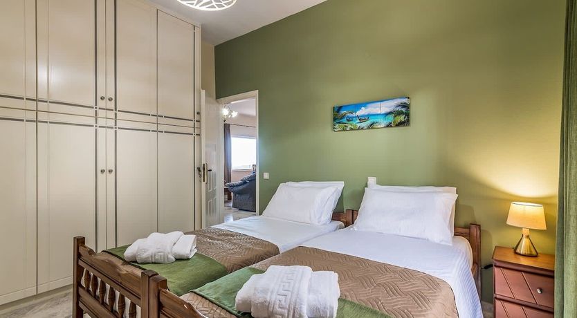 Photo of Lapis on Lapis