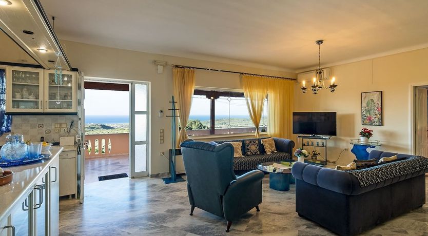 Photo of Lapis on Lapis