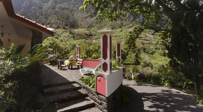 Photo of Laurel & Vine