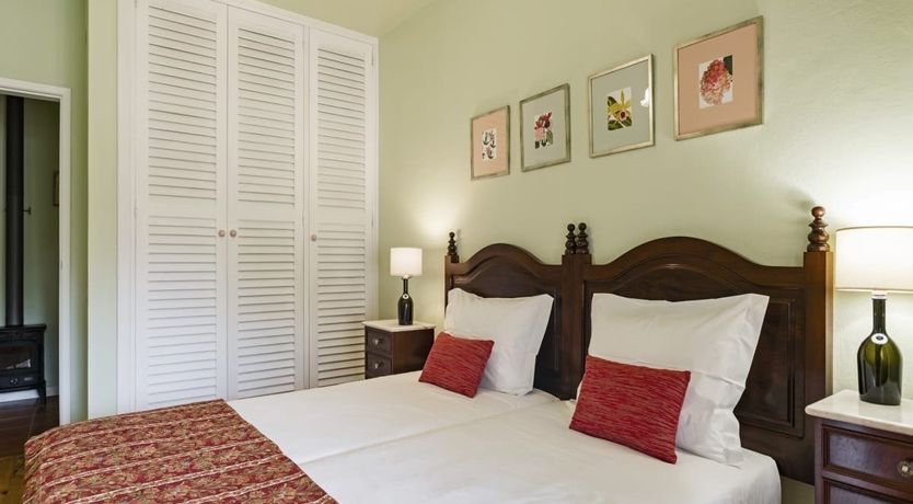 Photo of Laurel & Vine