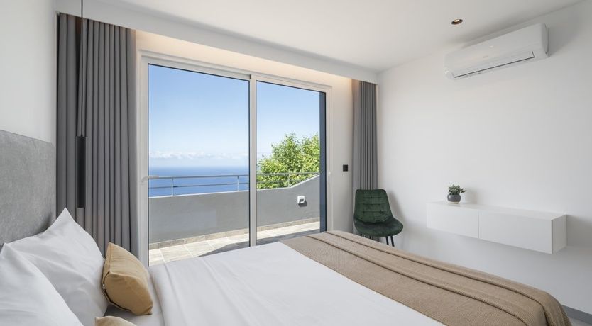 Photo of Hot, Hot, Hot