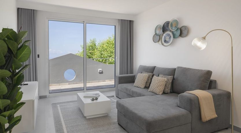 Photo of Hot, Hot, Hot