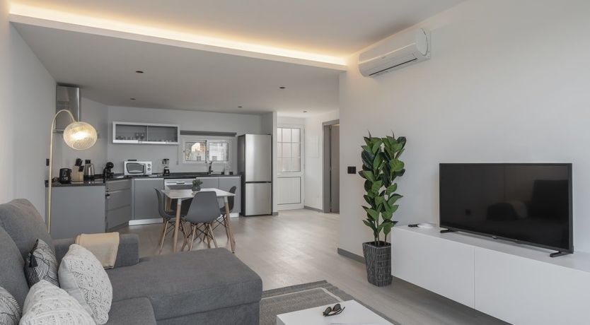 Photo of Hot, Hot, Hot