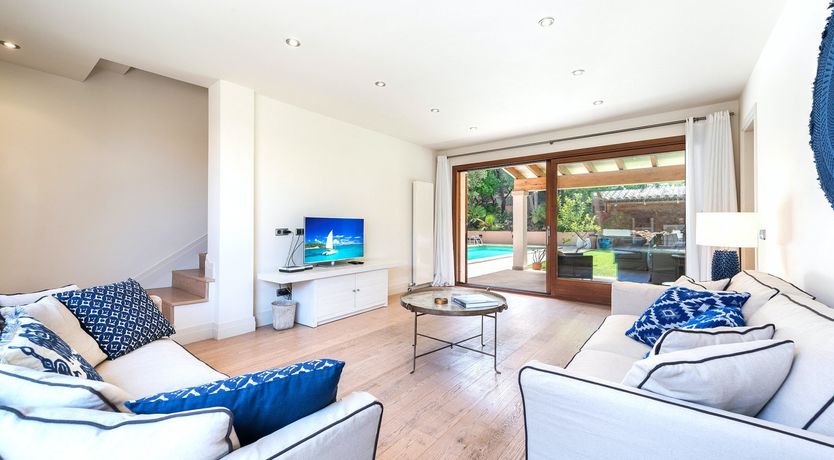 Photo of Bonaire Bloom