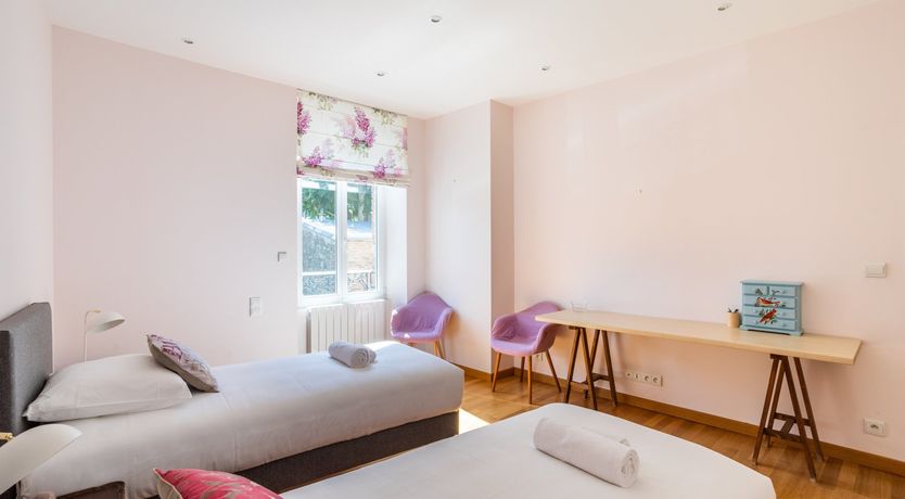 Photo of Teal & Ochre