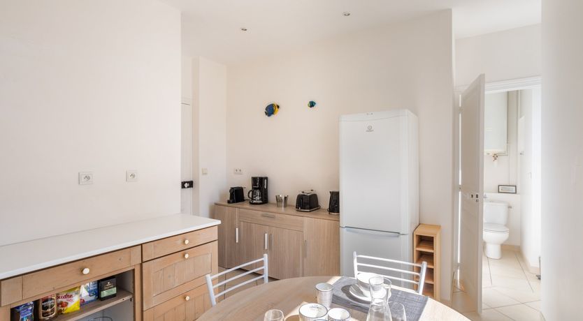 Photo of Teal & Ochre