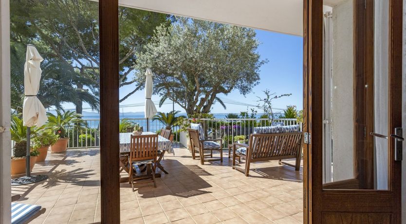 Photo of The Pebble Shore