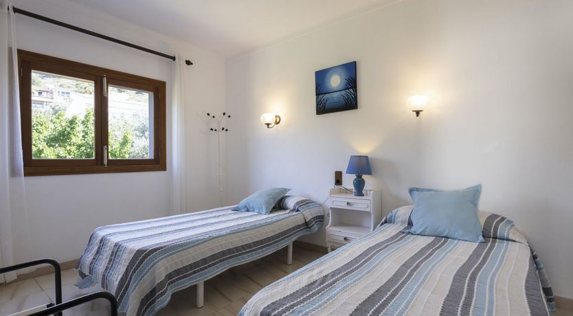 Photo of The Pebble Shore