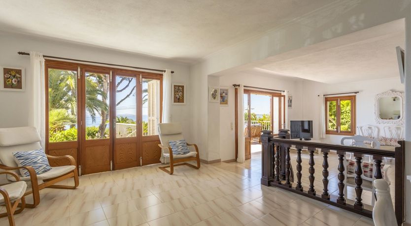 Photo of The Pebble Shore