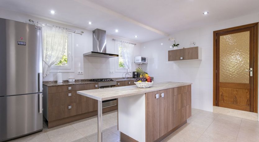 Photo of The Pebble Shore