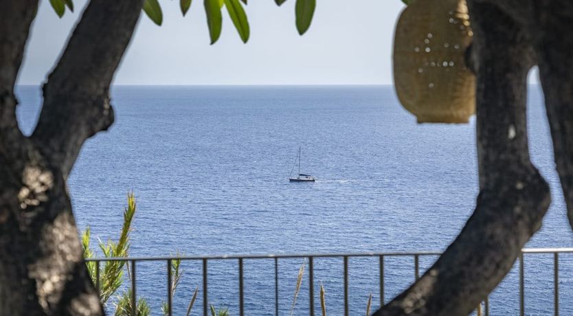 Photo of I See a Little Lazareto of a Man