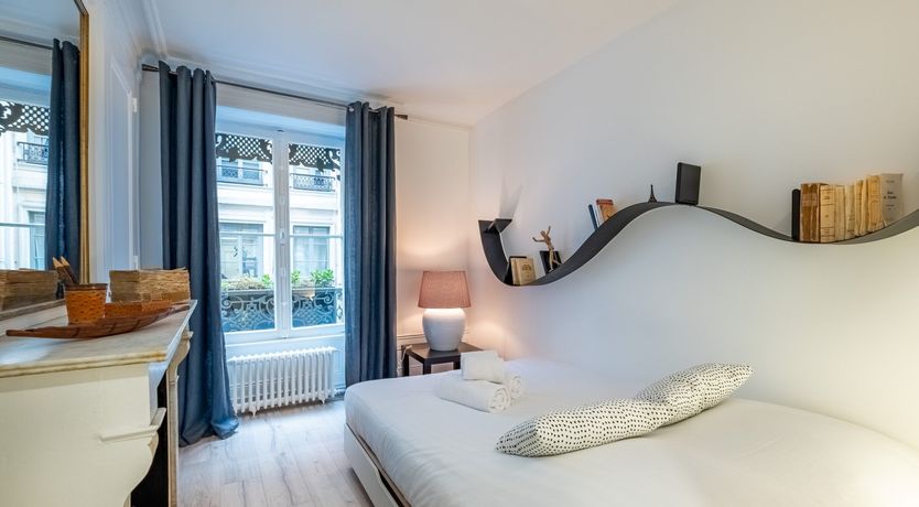 Photo of Ripples of White