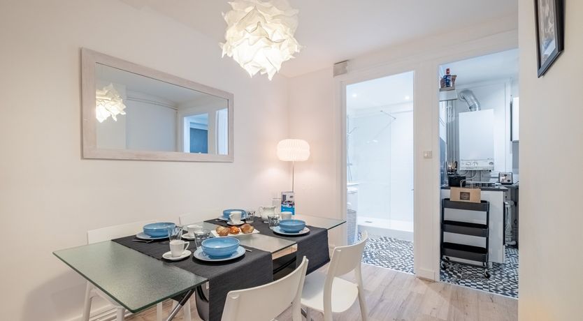 Photo of Ripples of White