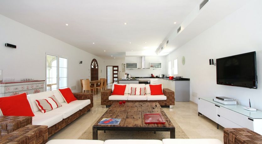 Photo of From Arch to Arch