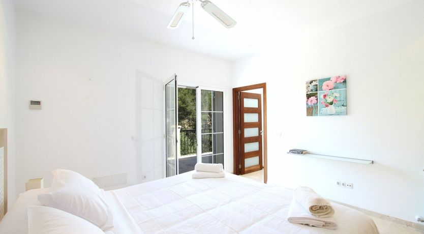 Photo of From Arch to Arch