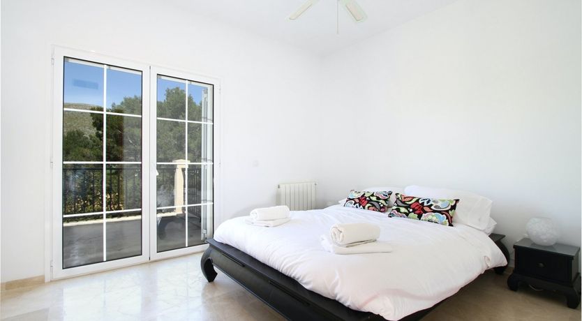 Photo of From Arch to Arch