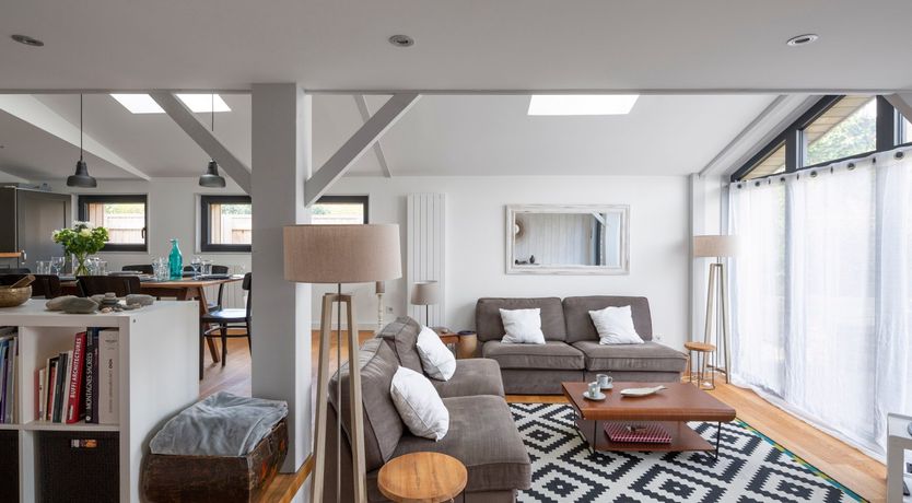 Photo of Pure & Simple