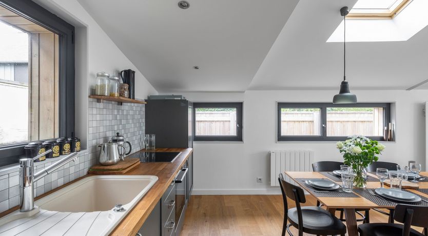 Photo of Pure & Simple