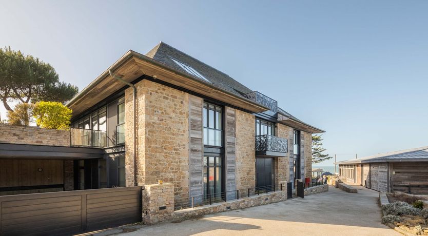 Photo of Key to the Emerald Coast