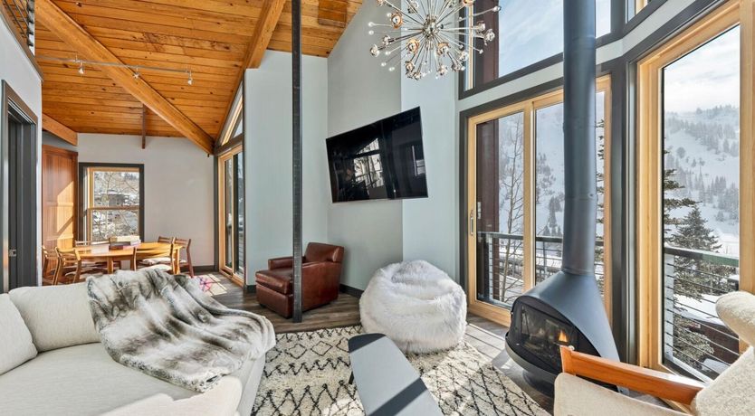 Photo of Sylvan Skyline