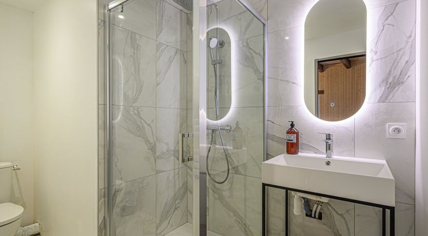 Photo of Cobblestones & Cool Waters