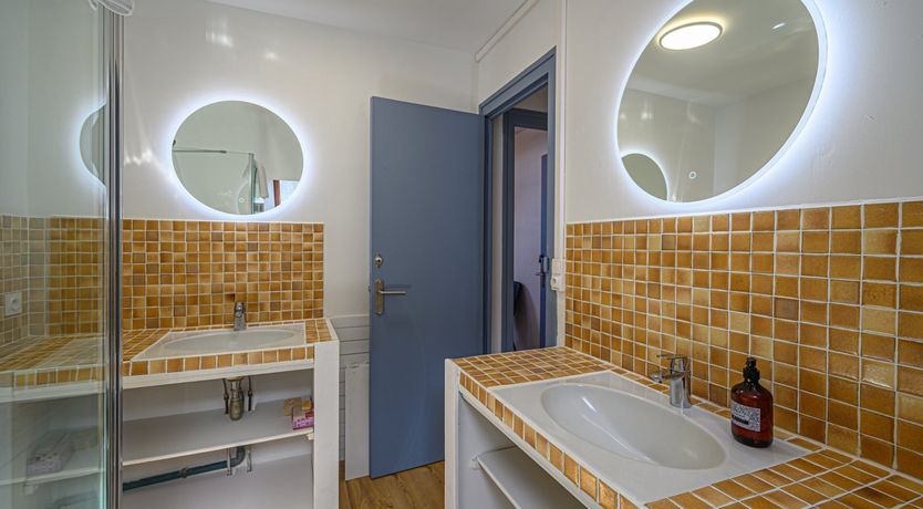 Photo of Cobblestones & Cool Waters