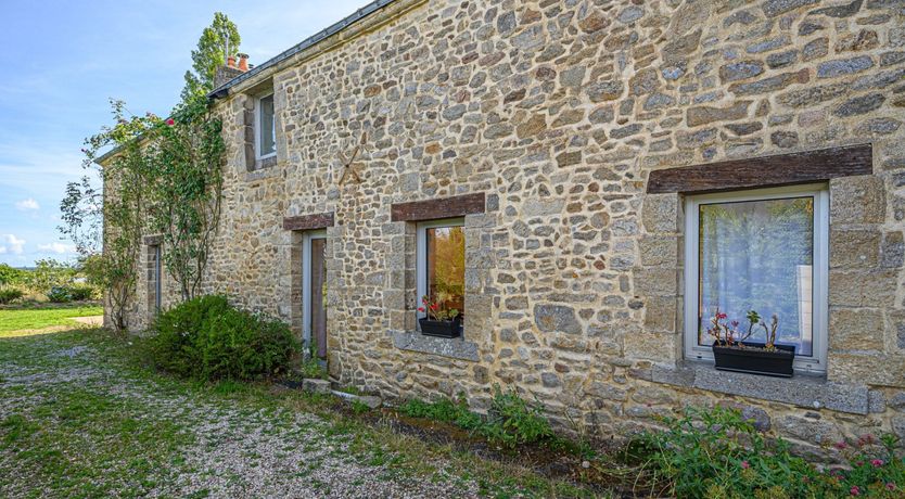 Photo of Cobblestones & Cool Waters