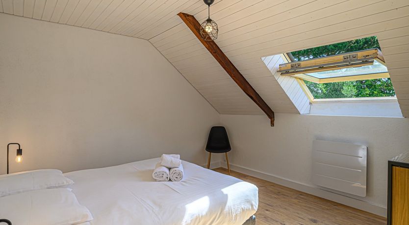 Photo of Cobblestones & Cool Waters