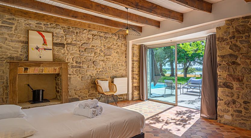 Photo of Cobblestones & Cool Waters