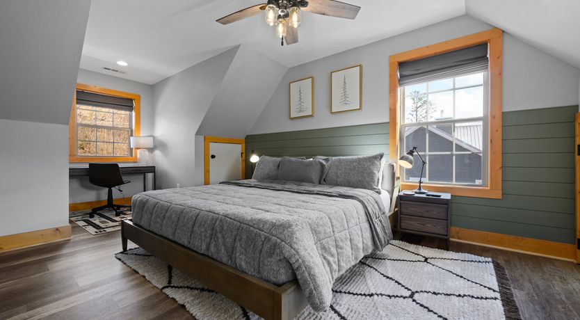 Photo of Roaring River Lodge