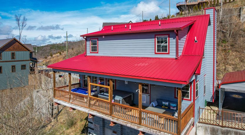 Photo of Roaring River Lodge