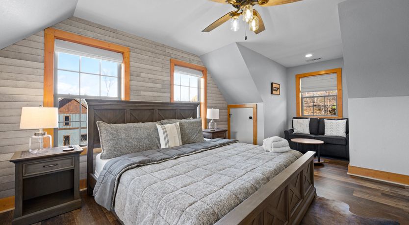 Photo of Roaring River Lodge