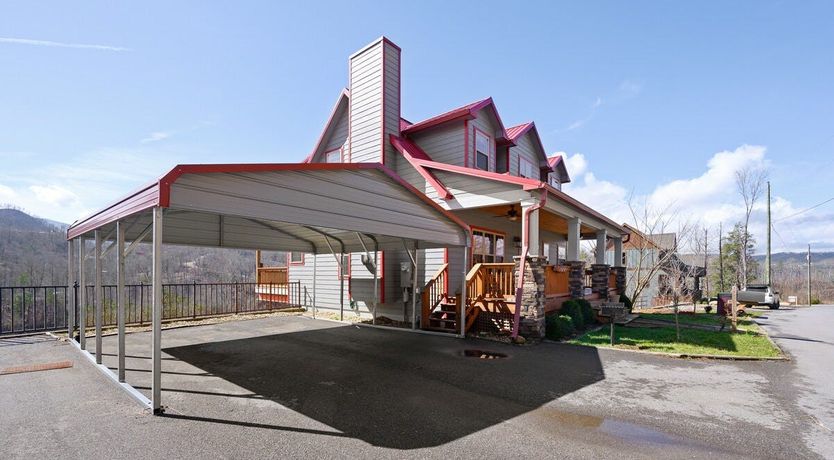 Photo of Roaring River Lodge