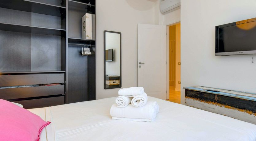 Photo of Cartwheels by the Lake