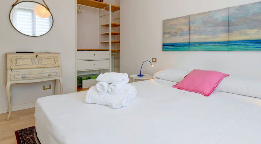 Photo of Cartwheels by the Lake