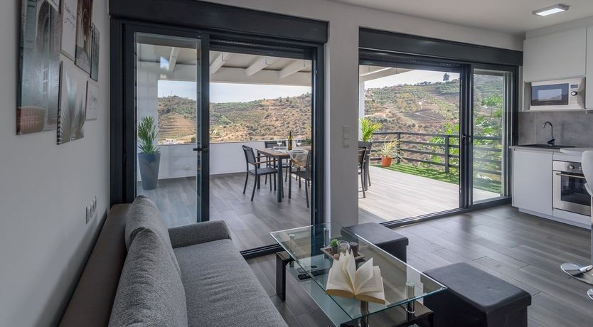 Photo of The Mountain Breeze