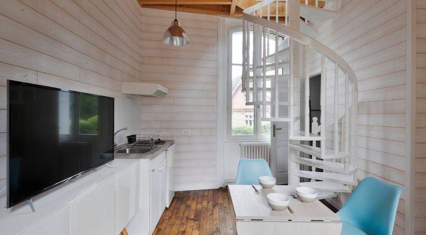 Photo of Primrose Sea