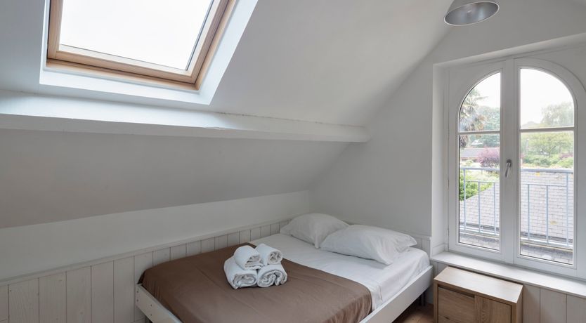 Photo of Primrose Sea