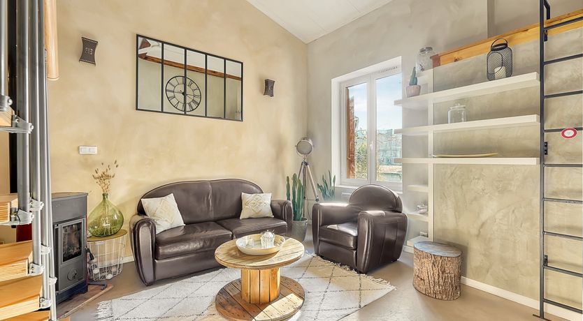 Photo of Brick & Beam