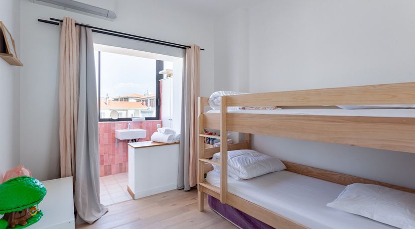 Photo of C'est Bleu, C'est Belle