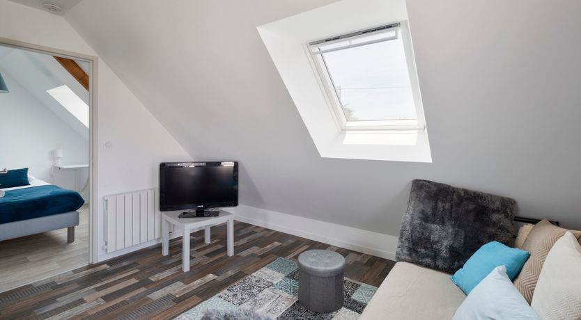 Photo of Emerald Coast Gem