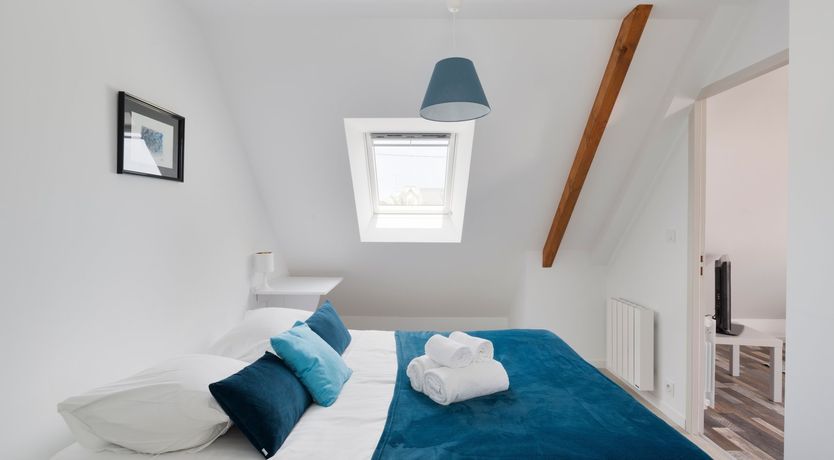 Photo of Emerald Coast Gem