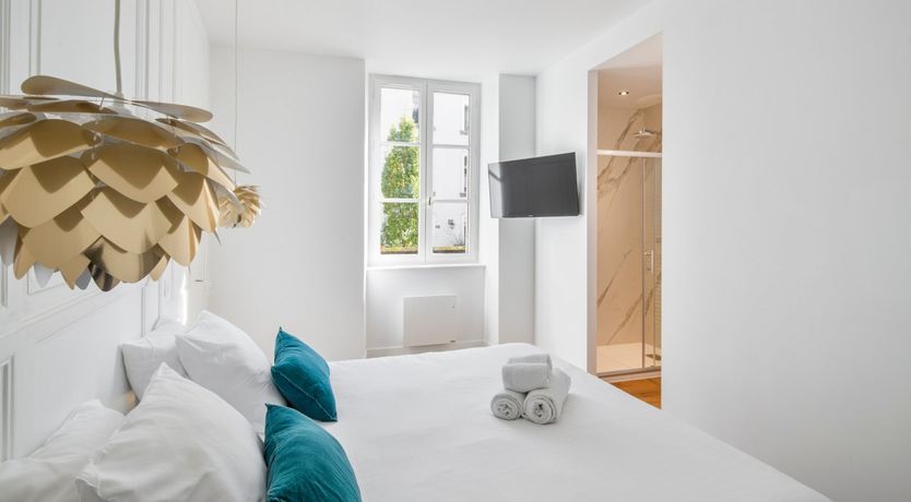 Photo of The Golden Acorn