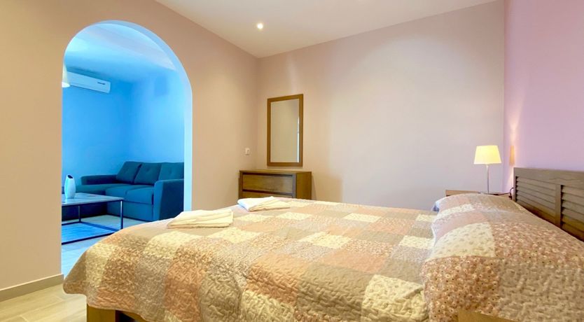 Photo of Ionian Vines