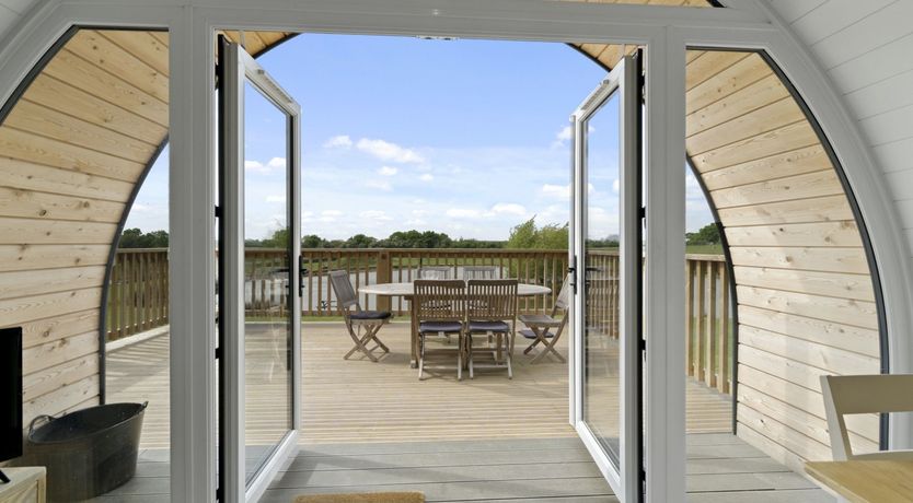 Photo of Lakeside Smial