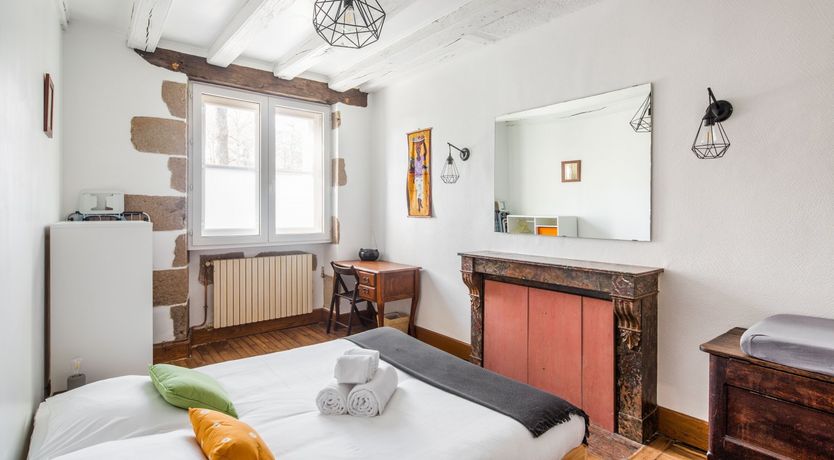 Photo of Castle & Courtyard